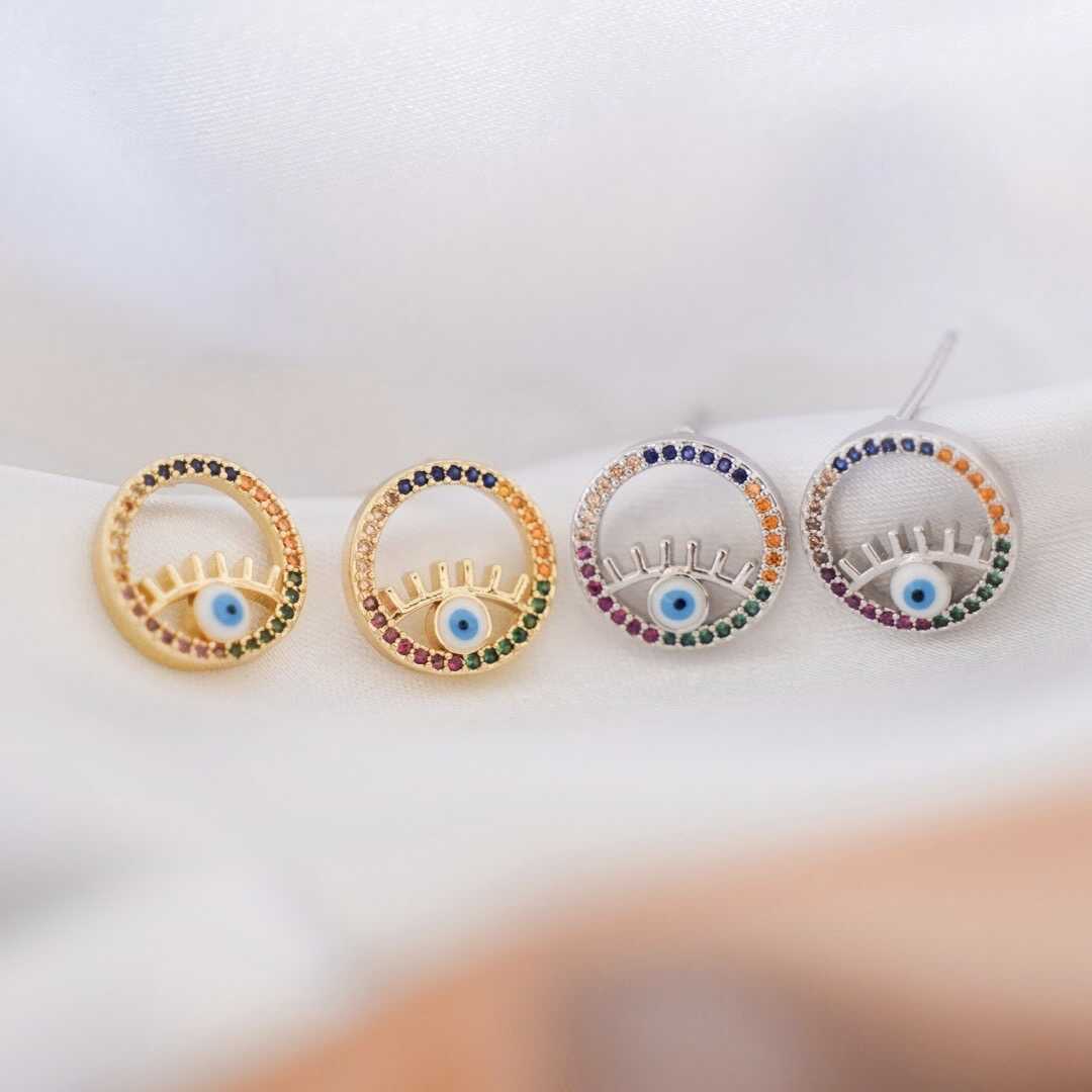 Aretes Nazar